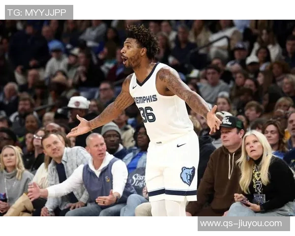 斯玛特单场7次抢断平湖人队史29年纪录与浓眉科比路威等6人并列 斯玛特单场7次抢断平湖人队史29年纪录与浓眉科比路威等6人并列