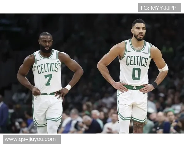 考辛斯警告塔图姆不要急于复出以我为鉴切勿重蹈覆辙 考辛斯警告塔图姆不要急于复出以我为鉴切勿重蹈覆辙