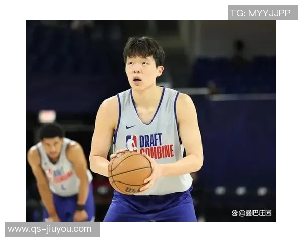 杨瀚森每次触球引观众欢呼应该将比赛用球归他所有