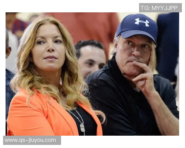 卢比亚莱斯回应珍妮事件称吻是出于喜悦非性暗示无需道歉 卢比亚莱斯回应珍妮事件称吻是出于喜悦非性暗示无需道歉