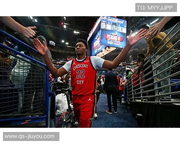 奎因半场助攻与失误并存成长之路的代价与收获